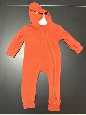 Kyte Baby Bamboo Hooded Zip Romper in Clementine Orange